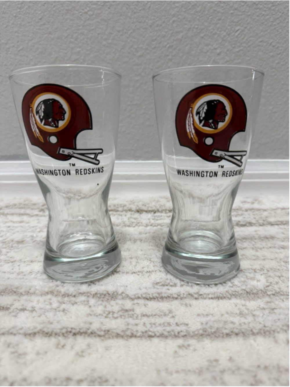 Washington Redskins Vintage Pilsner Beer Glasses Set of 2 NFL Helmet Logo